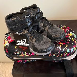 Nfinity Beast Mid Top Cheer Shoes